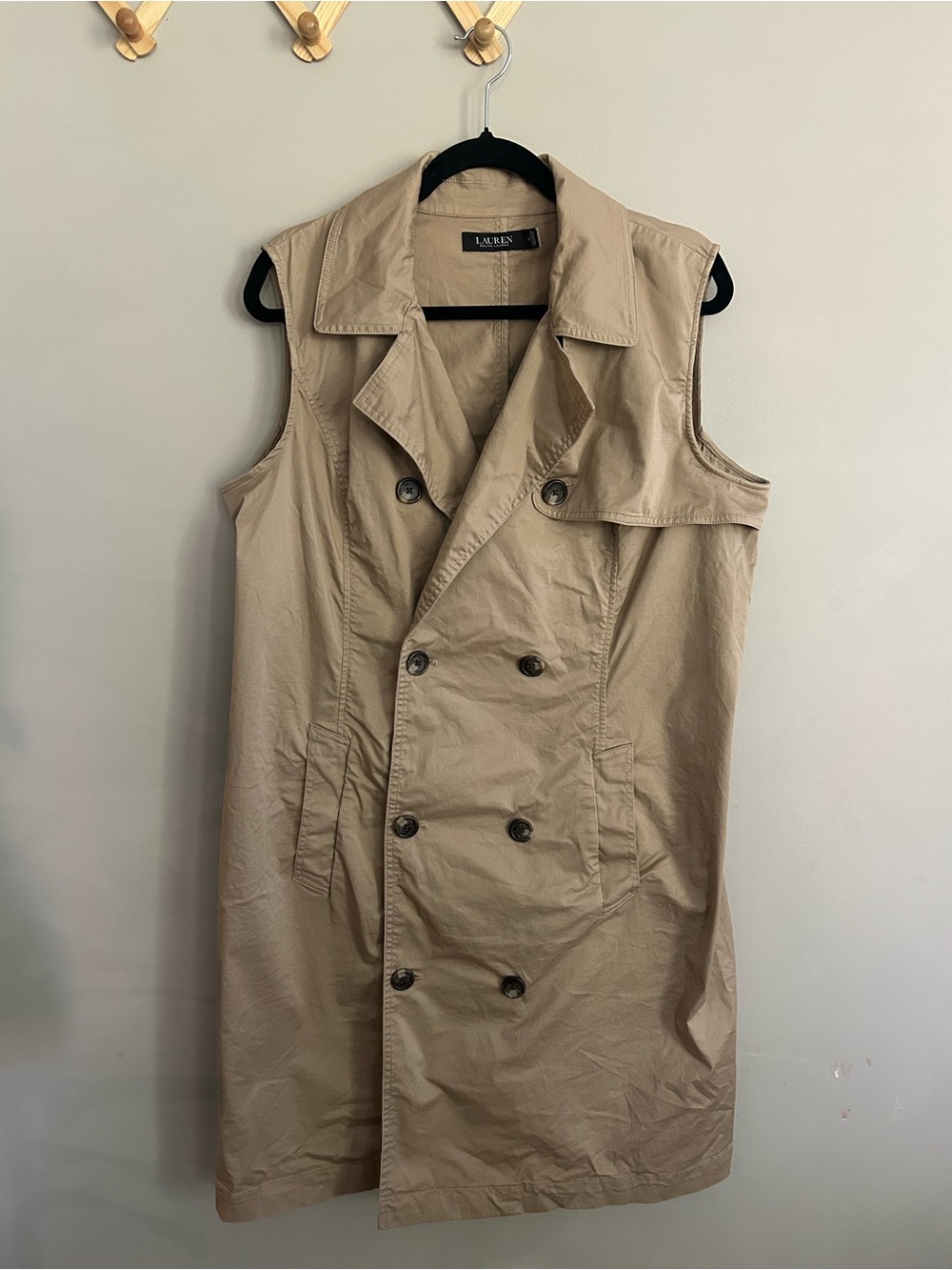 Lauren Ralph Lauren Sleeveless Trench Coat - Beige size 18